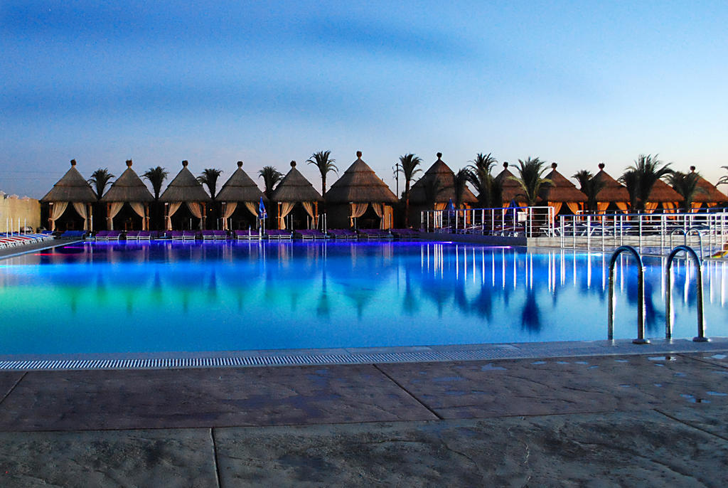 Kengur Resort Belgrad Exterior foto